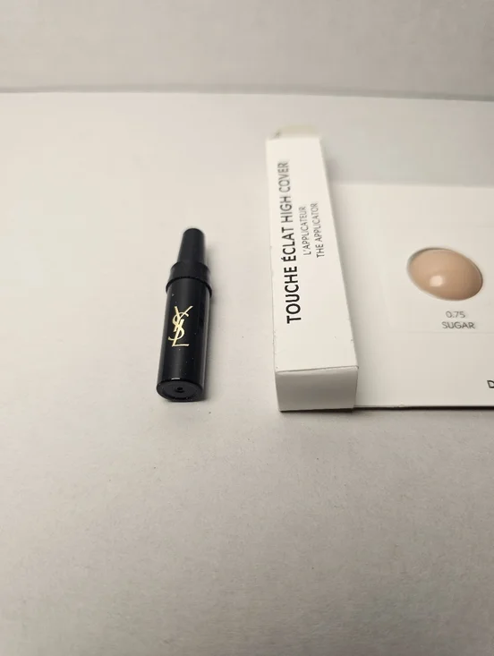 Yves Saint Laurent Touche Eclat High Cover Concealer Sample - Picture 5 of 8